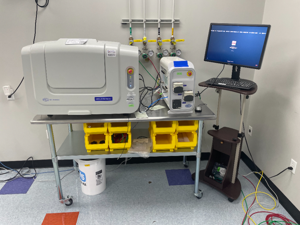 Image of Pall XRS Bioreactor System w/Pall Control Tower